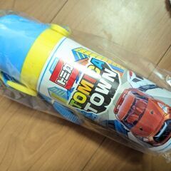 トミカ 未使用 ステンレス水筒 コップ