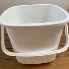 ★決定しました★白いバケツ