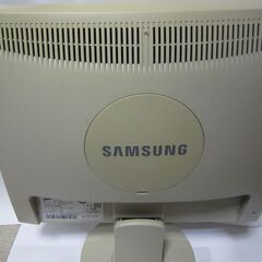 SAMSUN（サムスン）液晶ディスプレイ  SyncMaster 743N １７インチの画像