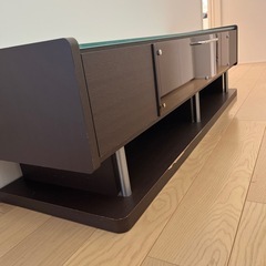 テレビボード　ダークブラウン　ガラストップの画像