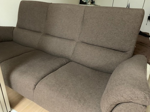 【お譲り先決定しました】ニトリ　3人掛けソファー