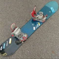 スノーボードセット　ブーツもおつけします。
