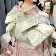 着物全般 お着付けしますの画像