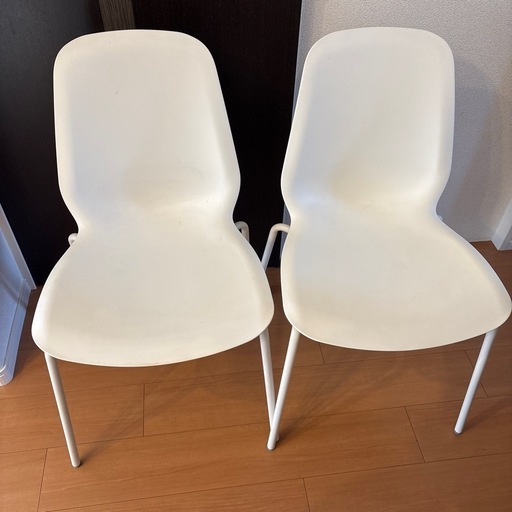 IKEA  ダイニングチェア２つセット