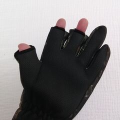 【お値下げ特価！】指先自由なアウトドアグローブを100円で♪の画像
