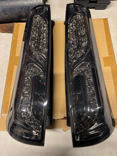 ⭐︎エムブロMBROルークス、パレット社外テールライト