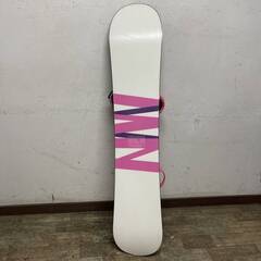 🔷🔶🔷UNY26/77 スノーボード 板 ビンディングセット burton citizen/Mサイズ ピンク INCH/138㎝ レディース 女性用 スノボ― 中古品〇🔷🔶🔷の画像