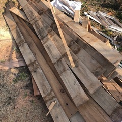 廃材、建具、畳　　　　すべて無料！