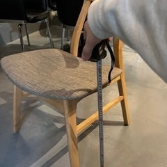 椅子一脚の画像