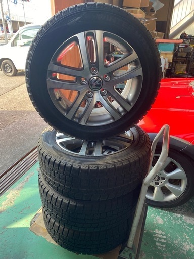 フォルクスワーゲンゴルフ純正アルミ➕スタッドレスタイヤ