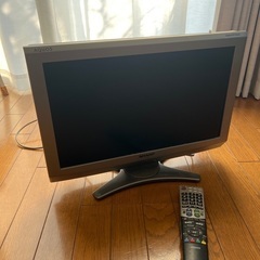 シャープ　AQUOS  LC-20E6  2009年。