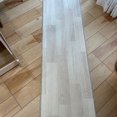 お譲り先決まりました。キッチンマット　40✖️180 ニトリ