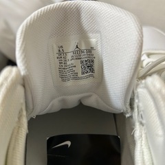 新品NIKEスニーカーの画像
