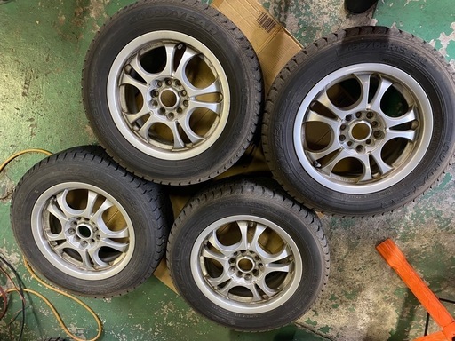 中古アルミ➕スタッドレスタイヤ4本