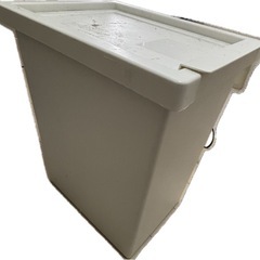 IKEA ゴミ箱42lの画像