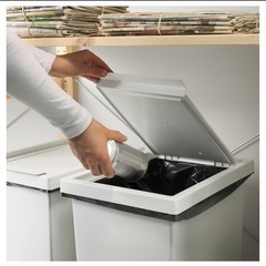 IKEA ゴミ箱42lの画像
