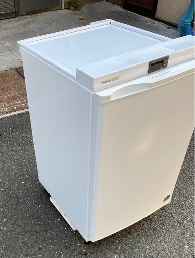 【動確済み】Panasonic 2019年 調温 小型冷凍ストッカー SCR-T66D-A 71L 調温冷凍ストッカー アイスクリームストッカー ホワイト 大阪発 動確済み】Panasonic 2019年 調温 小型冷凍ストッカー SCR-T66D-A 71L 調