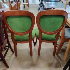 【愛品倶楽部柏店】ダイニングチェア2脚セット クラシック調 鋲打ち 猫脚の画像