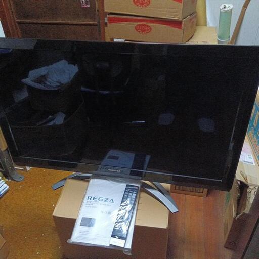 液晶カラーテレビ37型