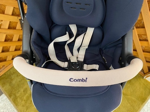 愛品館江戸川店】コンビ スゴカル 4キャス Light plus エッグショック