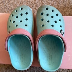 クロックス　キッズサンダル