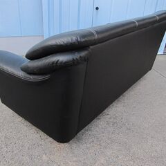 無料！　3人用ソファ　ブラック　1800ｘ850ｘ750ｘ350　破れありの画像