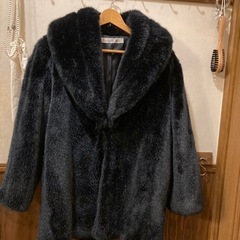 Faire la bise  ブラック　ファーコート