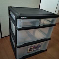 ポリ衣装ケース