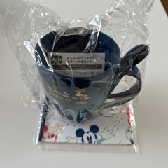 【新品】ミッキーマウスのマグカップとハイパータオルの画像