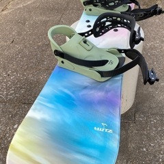 【ほぼ新品】スキーが諦めた妻のスノーボードを譲ります