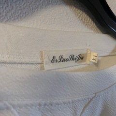 トップスの画像