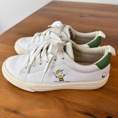 ZARA KIDS  スニーカー　31サイズ　スヌーピーの画像