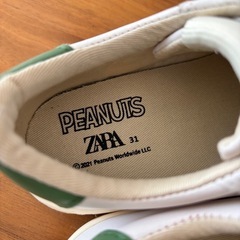 ZARA KIDS  スニーカー　31サイズ　スヌーピーの画像