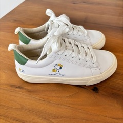 ZARA KIDS  スニーカー　31サイズ　スヌーピーの画像