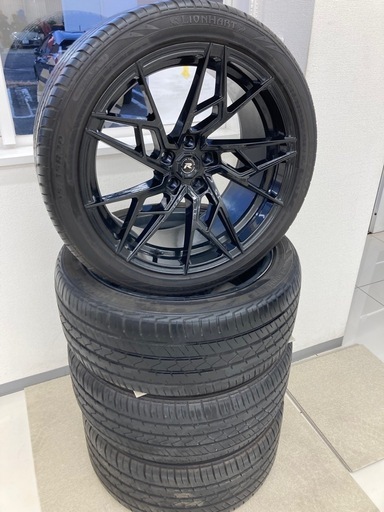 チャレンジャー・チャージャー　美品　20インチホイール