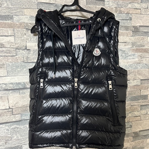モンクレールダウンベスト
