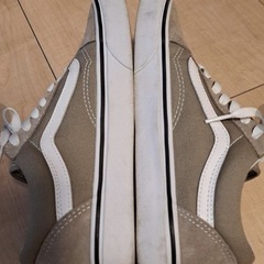 ⭕️美品  VANS 26.5オールドスクール　US企画  出品致します。 値下げ交渉可能。お気軽にお申し付け下さい。買い手が見つからない場合には今月末に削除致します。 ⭕️の画像