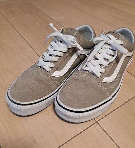 ⭕️美品  VANS 26.5オールドスクール　US企画  出品致します。 値下げ交渉可能。お気軽にお申し付け下さい。買い手が見つからない場合には今月末に削除致します。 ⭕️