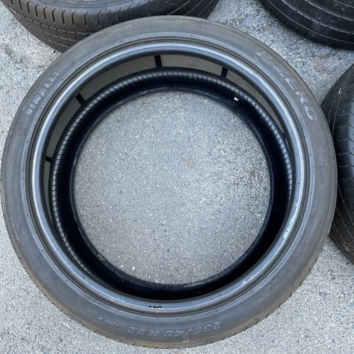 PIRELLI P ZERO 265/40R22
