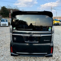 令和1年車　ホンダNBOXカスタム66,950kmの画像