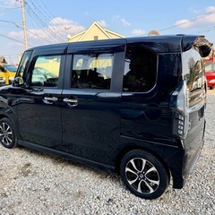 令和1年車　ホンダNBOXカスタム66,950kmの画像