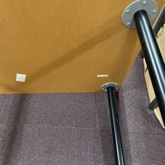作業デスクの画像