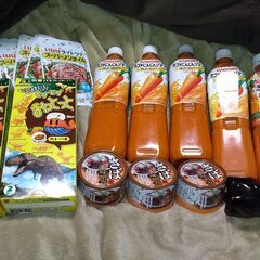 人参ジュース、醤油、シーチキン、豚汁うどん、スパゲッティ、サバの...