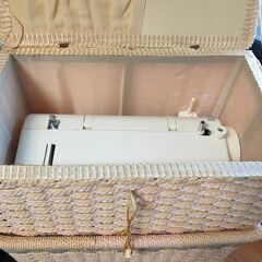 ジャガー　家庭用小型ミシン　一部難ありなのでお安くの画像