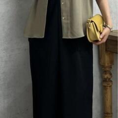 un dix cors カットソーワンピースの画像
