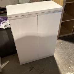 無料！！　カウンター下収納　シェルフ　棚　　開き戸　
