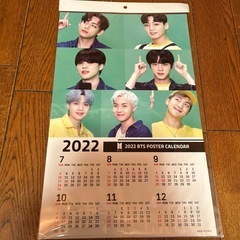 BTS 2022 使用済みカレンダーの画像
