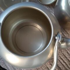 アルマイト　やかん　10リットルと4リットル　　アルミやかん　ケトル　石油ストーブ　薪ストーブに、の画像