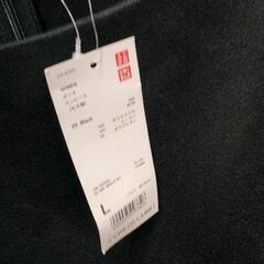 0124-475 UNIQLO　衣類の画像