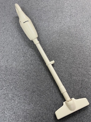 マキタ　掃除機　充電式クリーナ　CL070D